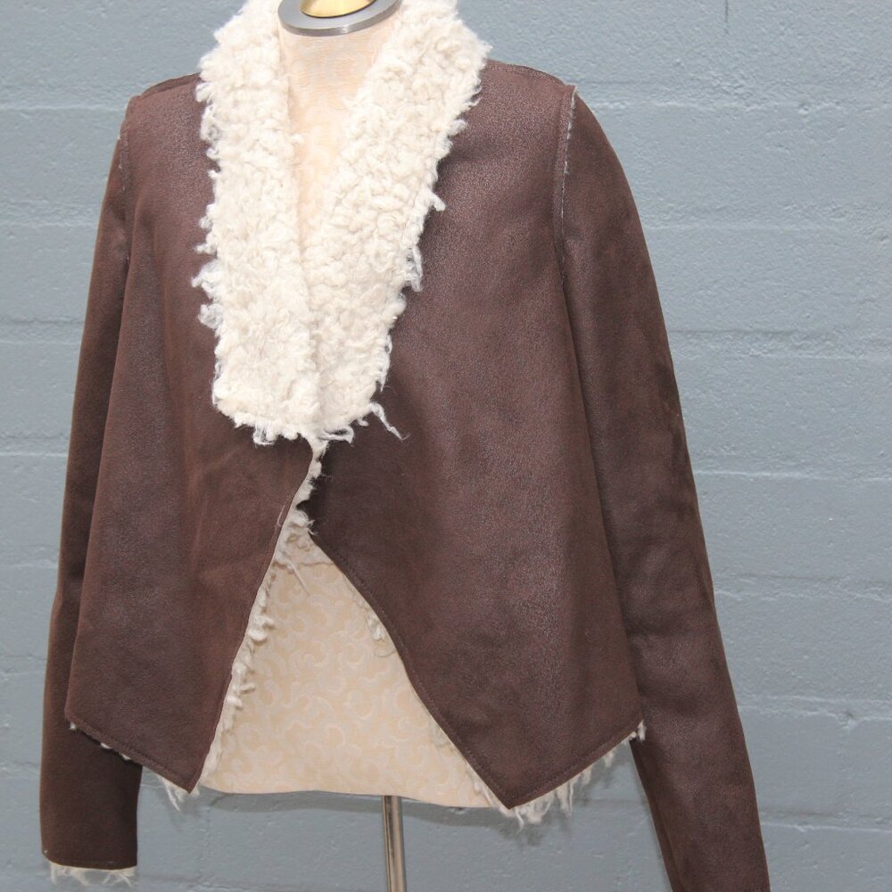 Aeropostale Women's faux sherpa cropped jacket size XS